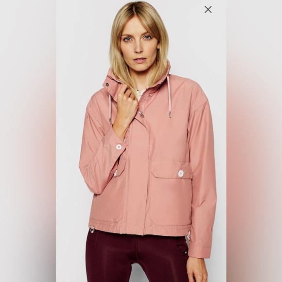 * NEW Pink Helly Hansen Japan Packable Wind Shell Jacket Parka 53403-096 L… - Picture 1 of 5